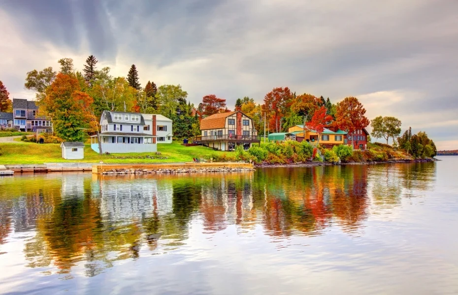 Stunning fall foliage at Moosehead Lake, Maine